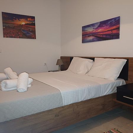 G.Tzanis Luxury Apartments Parga Exterior photo